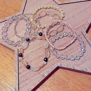 🍒 BOGO 🍒 GENUINE VINTAGE Set of 7 Stretchy Bracelets (Intense Glistening)